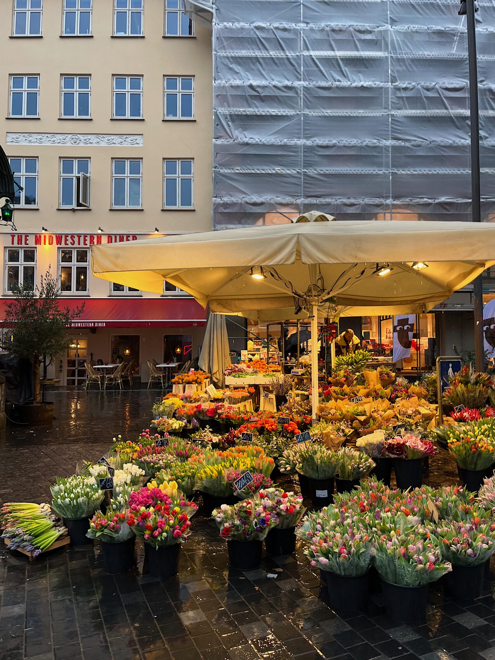 mercado de flores en el centro de copenhague